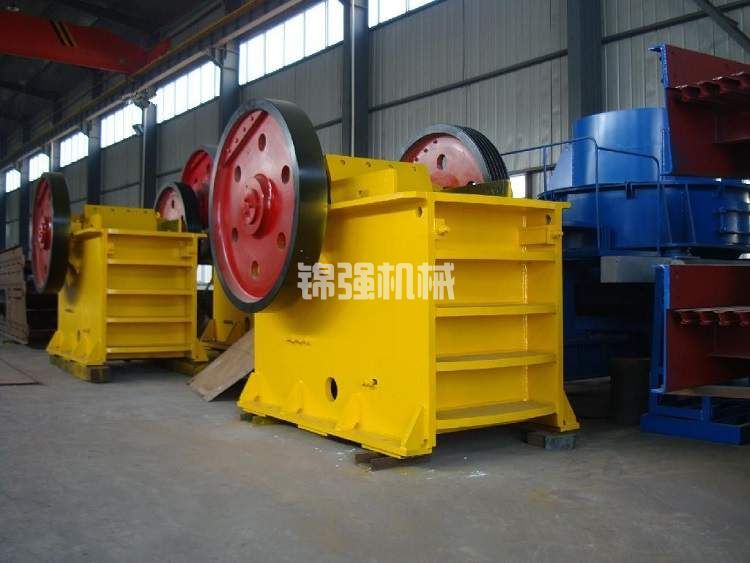 大型石子破碎機(jī)價(jià)格是多少？石子破碎機(jī)廠(chǎng)家推薦